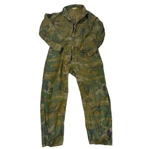 Vintage Ranger Coveralls Men's XL Green Woodland Camo Hunting Workwear
